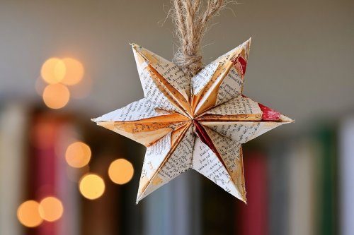 15 Recycled Ornament Projects to Create Sustainable Handmade Home Decorations