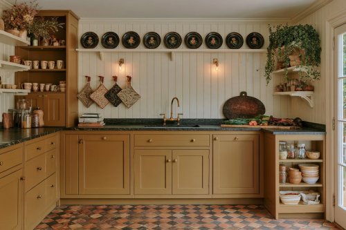 17 Cottage Kitchen Details for a Warm and Characterful Home