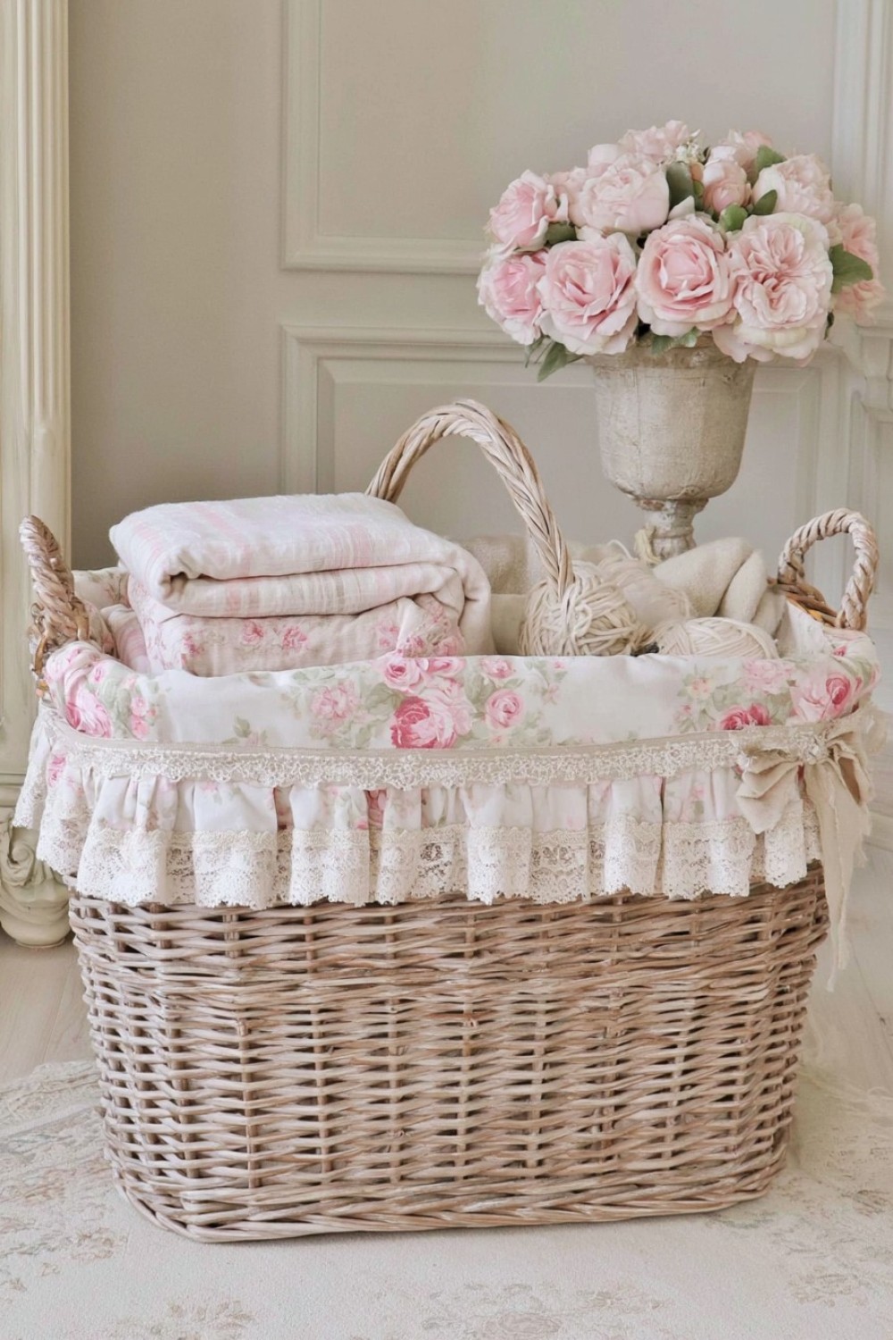 16. Shabby Chic Basket Makeover