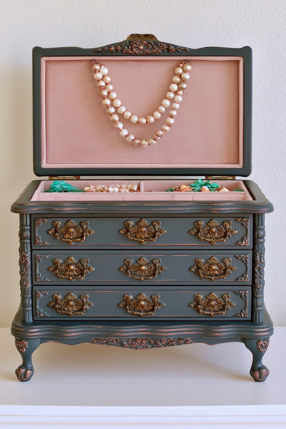 14. Transform The Box With A Dark Moody Finish
