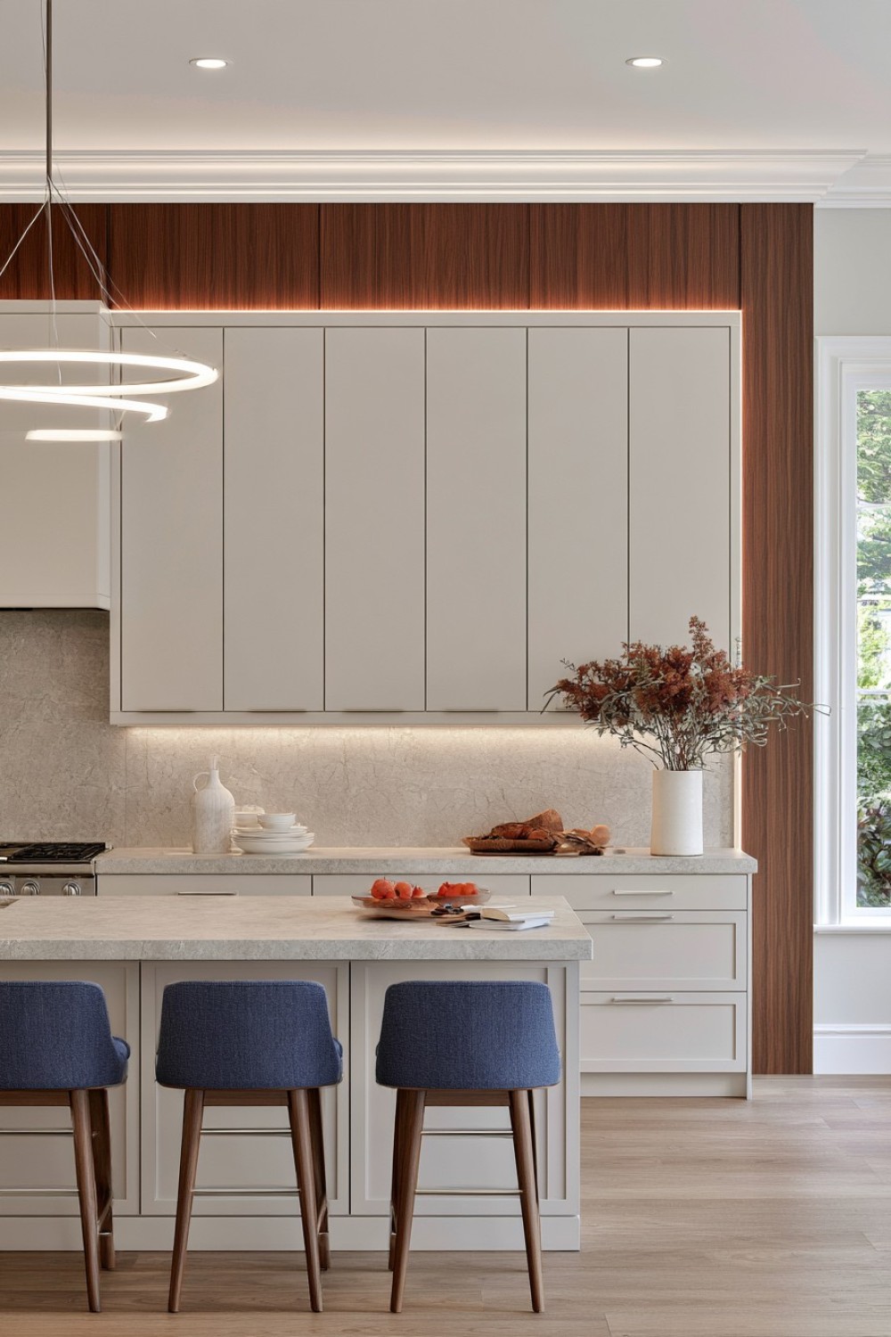 11. Light As A Joint Between Two Cabinet Materials