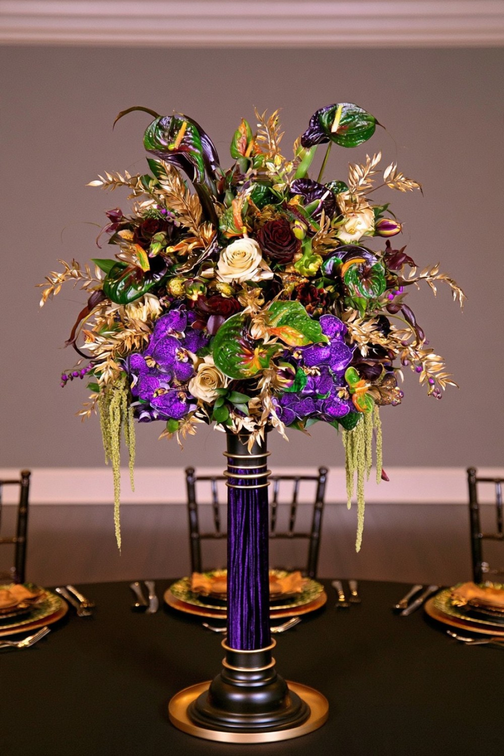 2. Create A Velvet And Metal Floral Tower