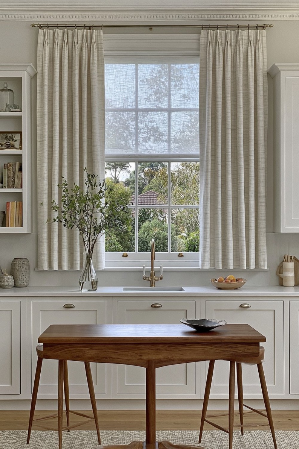 10. Minimal Curtain Wire System