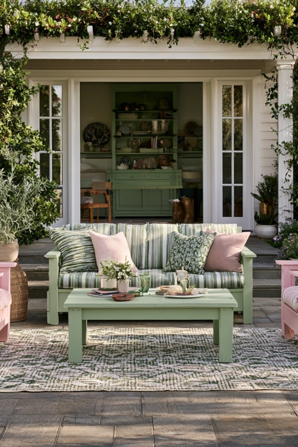 Old patio furniture refreshed with durable exterior paint