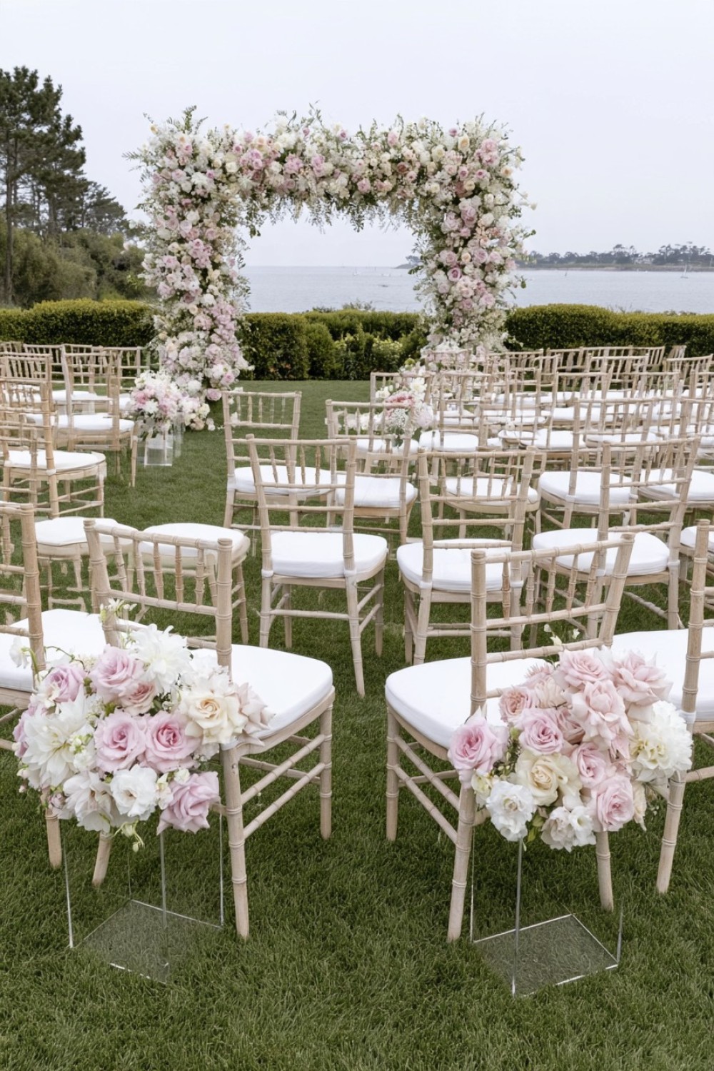 13. Tiny Floral Niches Between Selected Rows