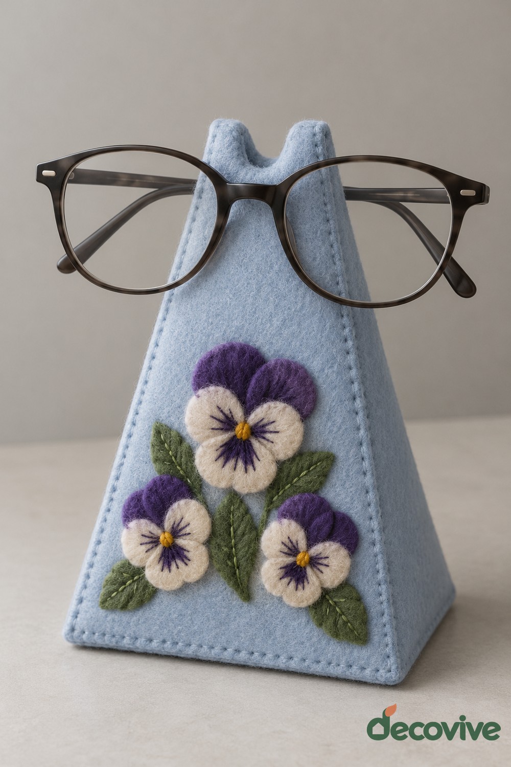 Pansy Eyeglass Stand